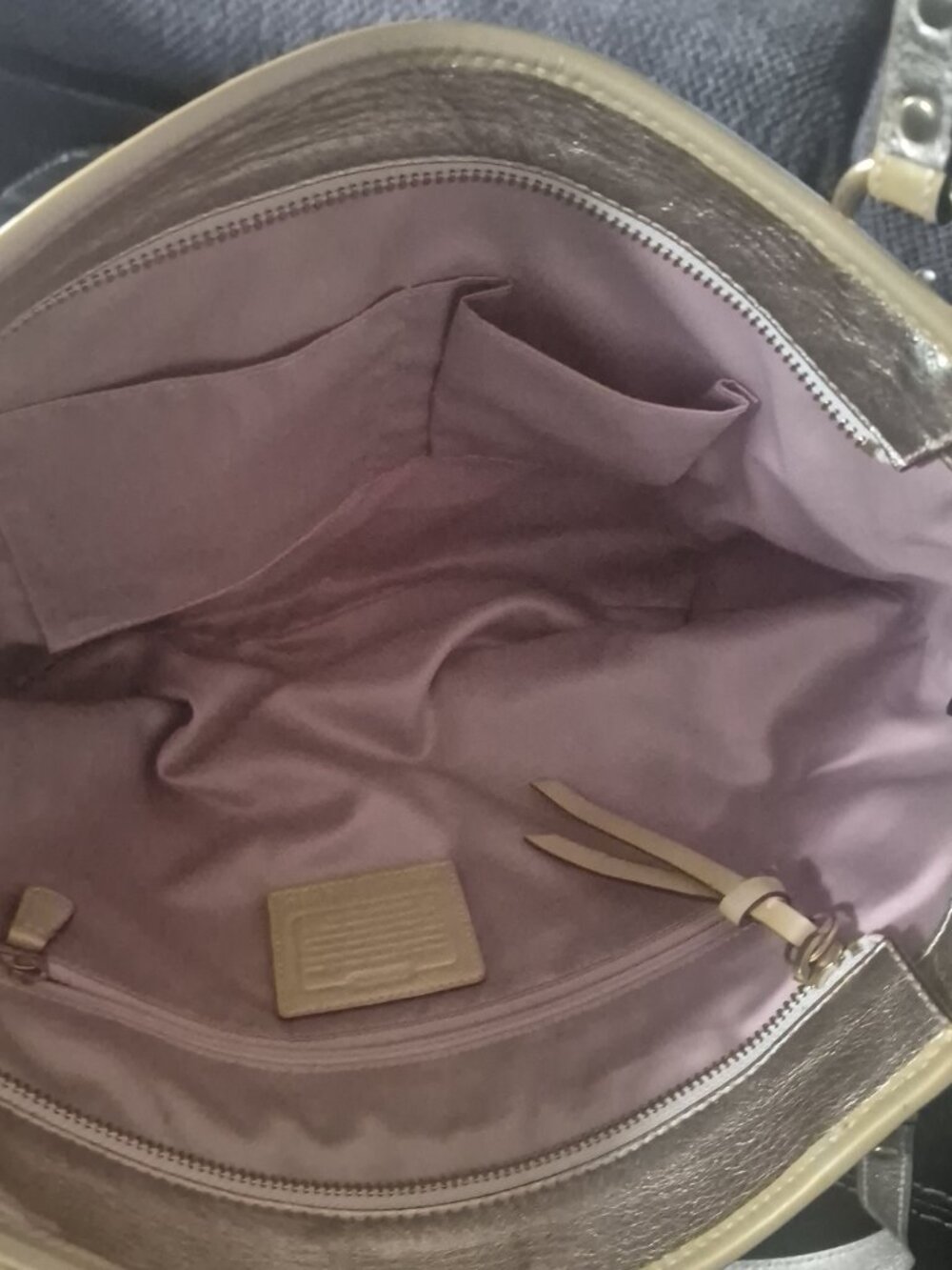 Coach Bag - Picture 3 of 8